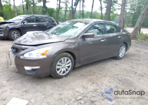 2014 Nissan Altima 2.5 S from USA, damaged, VIN 1N4AL3AP6EN372242